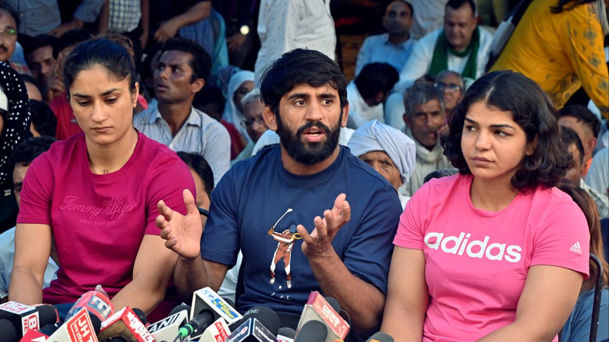 Vinesh Phogat Asks Sourav Ganguly To Visit Jantar Mantar As He 'Extends